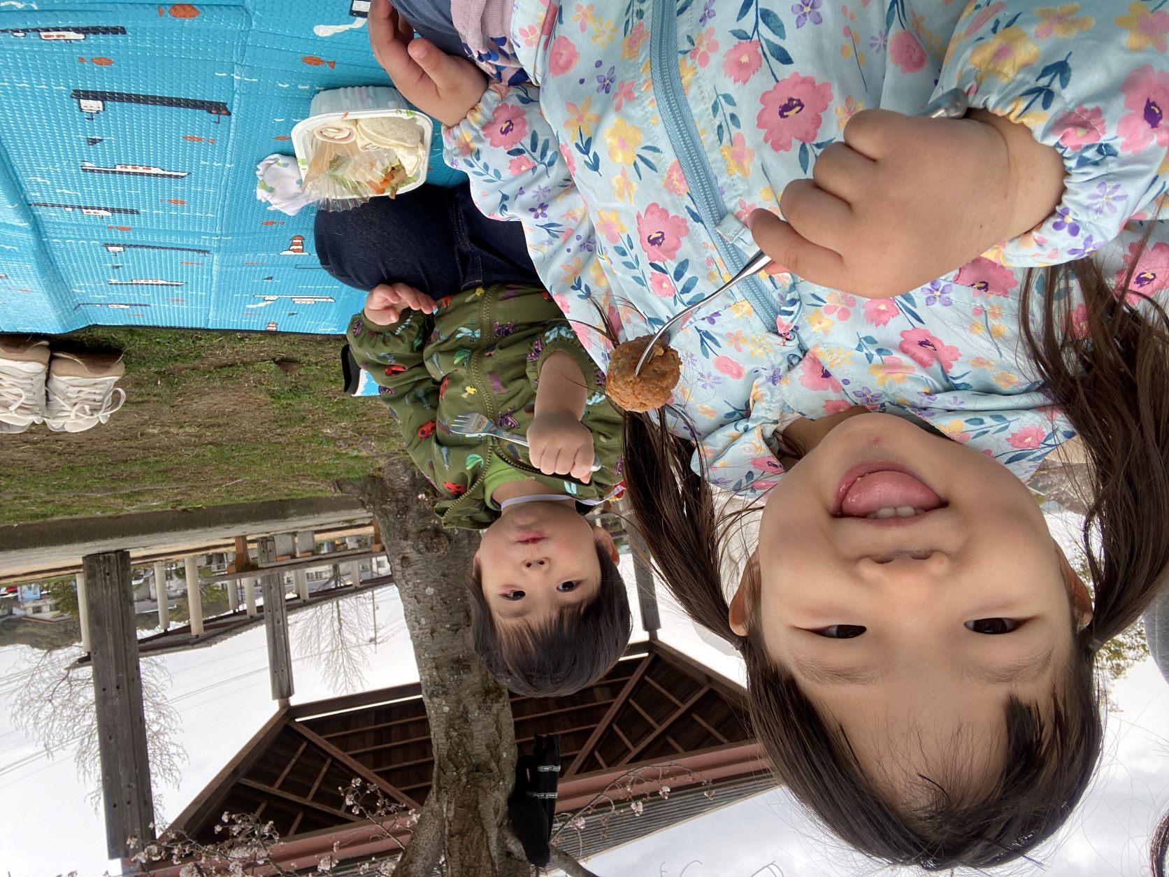 3月「手形クッキー作り🍪・お別れ遠足🎒・卒園式🌸」